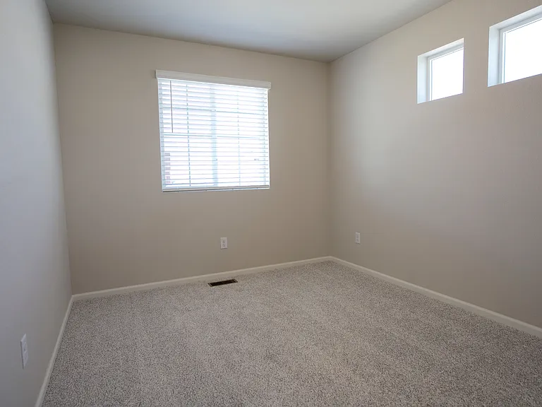 22295 E 39th Ave — Photo 26