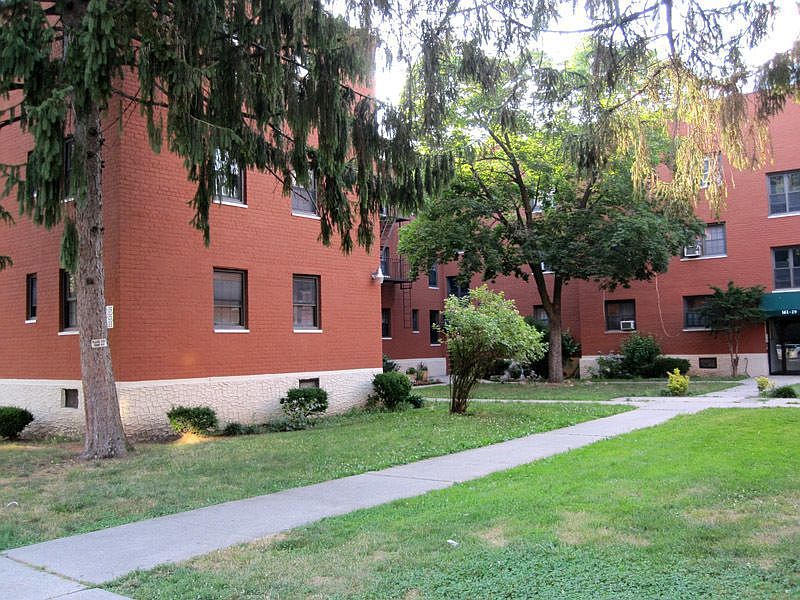 1st image of 14133 78th Ave APT 1A