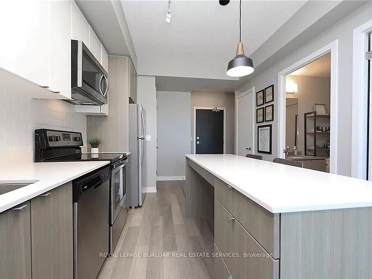 5240 Dundas St #B504 — Photo 9