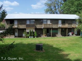 197 3rd St E APT 6, Onalaska, WA 98570