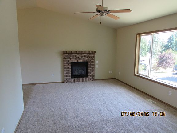 4th image of 20401 108th St E