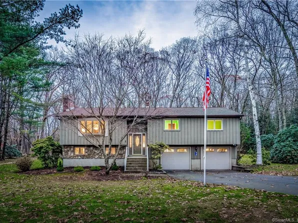 40 Marbella Lane, Tolland, CT 06084