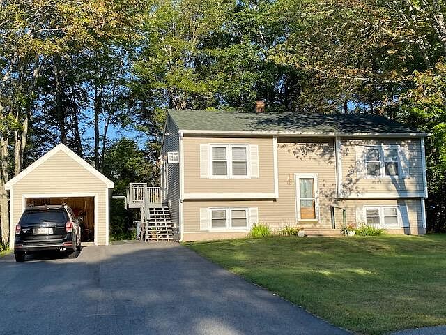 1st image of 22 Patricia Dr