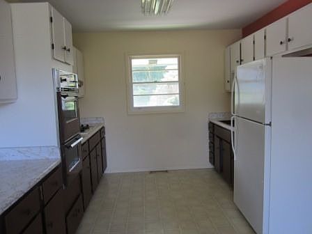 4th image of 4719 Ashley Dr