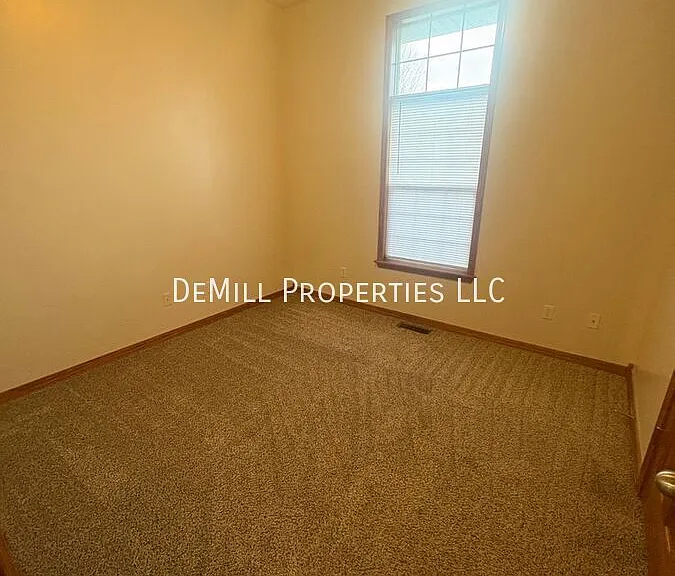 6010 N 7th Ave — Photo 7