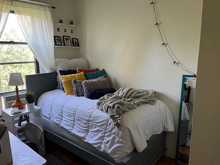 478 Columbus Ave #3 — Photo 4