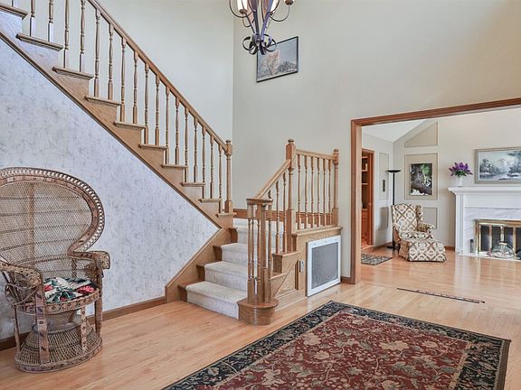 4th image of 8713 Sotheby Ct