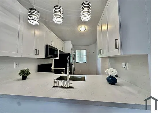 9994 Nob Hill Pl — Photo 3