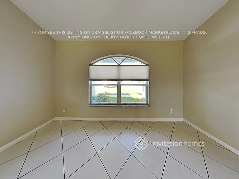 7062 Saint Clair Ct — Photo 8