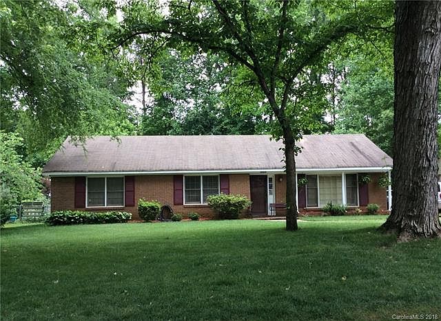 2nd image of 10319 Starwood Dr