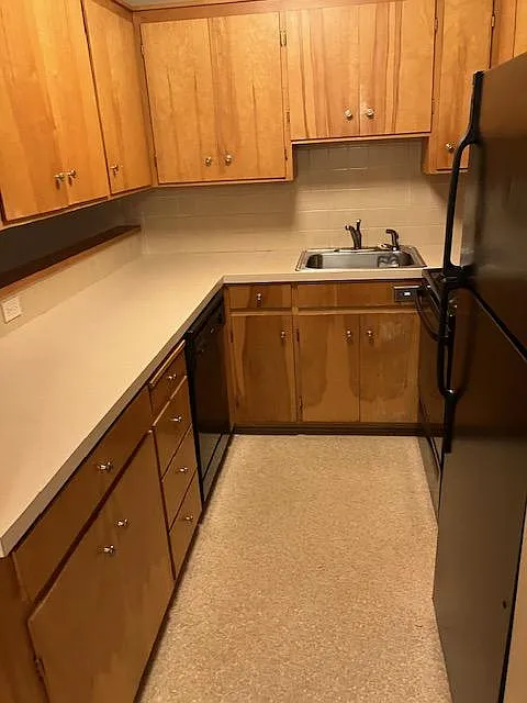 1 bed, 715 sqft, $1,650 — Photo 2