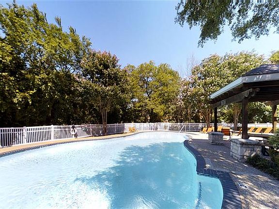 3rd image of 4266 Duck Creek Dr #101