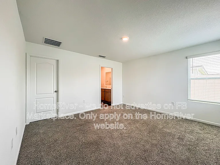 4271 Quaking St — Photo 3