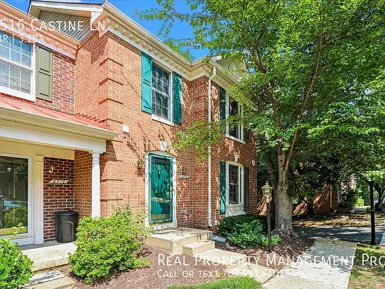 6516 Castine Ln — Photo 1