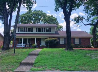 2 Donaghey Ct, North Little Rock, AR 72116