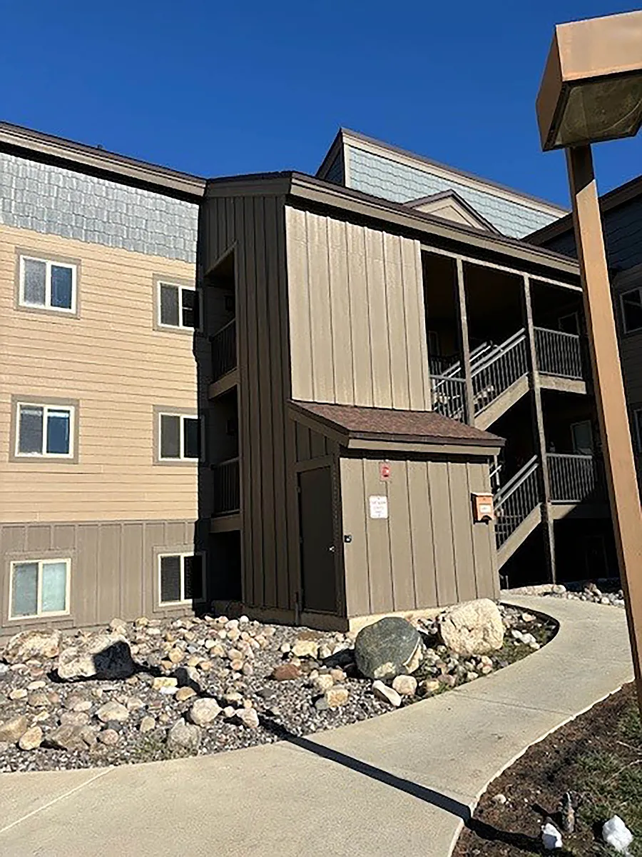 Building Photo - 1555 Shadow Run Ct #204D