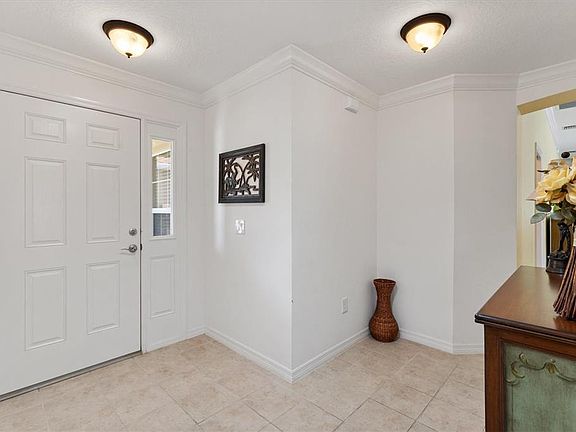 2nd image of 3025 Bartow Ln