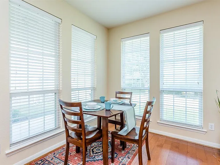 6639 Larocke Trl — Photo 10