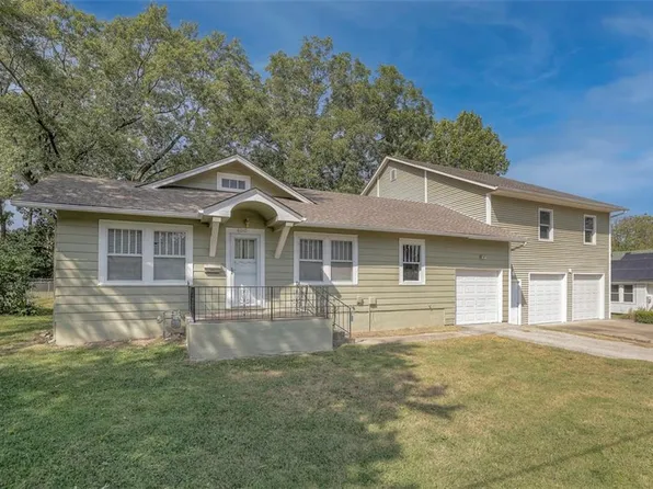 6010 Monrovia St, Shawnee, KS 66216