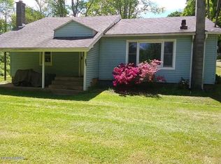 175 Reeder Dr, Cogan Station, PA 17728