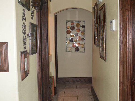 5th image of 509 Gardenia St