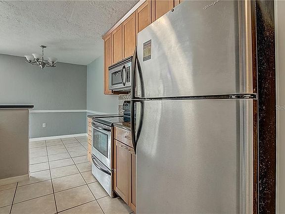 5th image of 1165 Paseo De Las Flores APT D