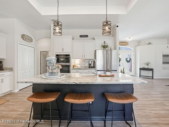 4th image of 18166 Ramsey Rd