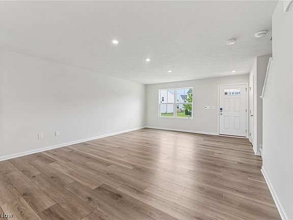 3rd image of 4483 Bellow Dr