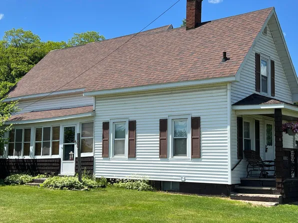 4 Trudeau Rd, Cadyville, NY 12918