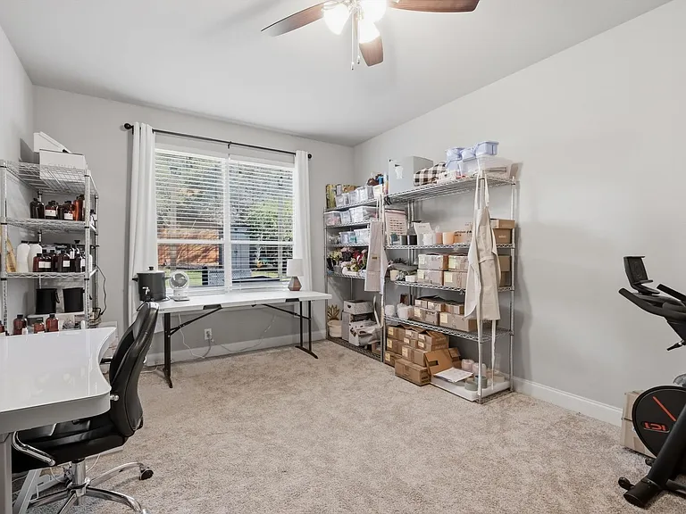16954 Darien Wing — Photo 15