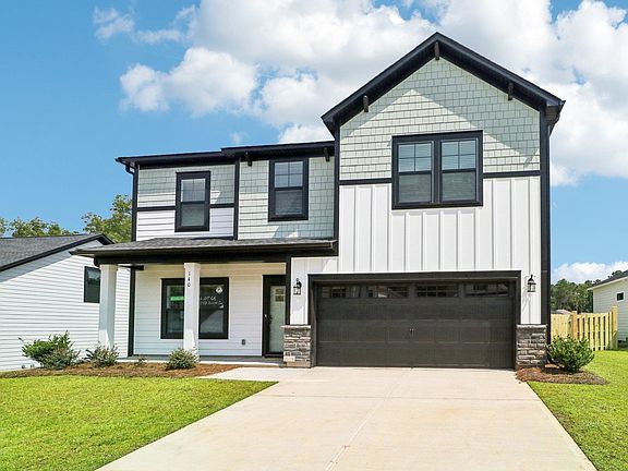 2nd image of 140 Collins Cove Dr