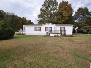 12 Wanda Ln, Murray, KY 42071