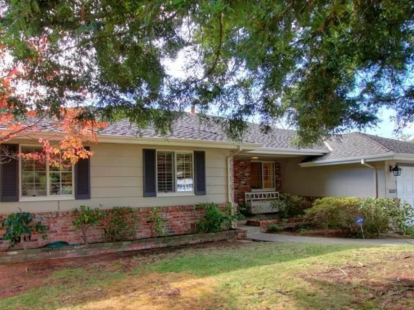 1292 Noonan Dr, Sacramento, CA 95822