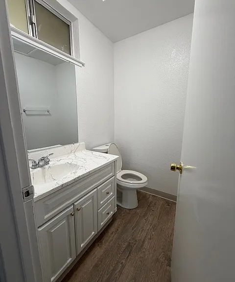 Montgomery Country Club Apartments — Photo 20