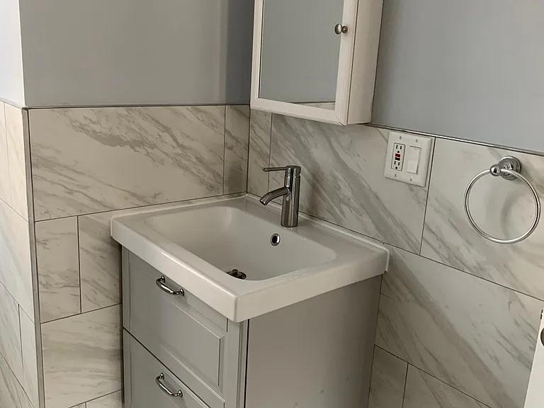 283 Ivy St #2 — Photo 3