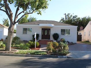 17732 Collins St, Encino, CA 91316