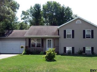 45 William St, South Glens Falls, NY 12803