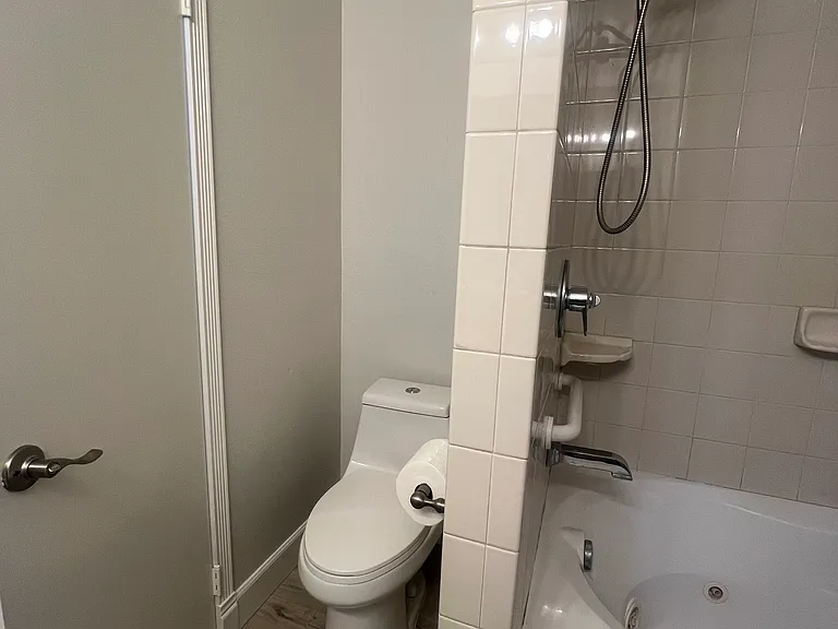 776 W Lambert Rd #33 — Photo 27
