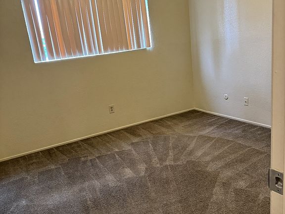 4th image of 5608 Blackoak Ct