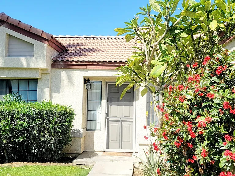 45847 Palm Meadows Dr — Photo 2