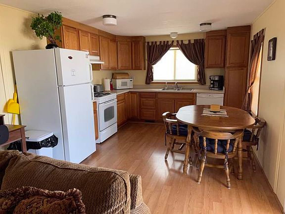 4th image of 4065 E University Dr #120
