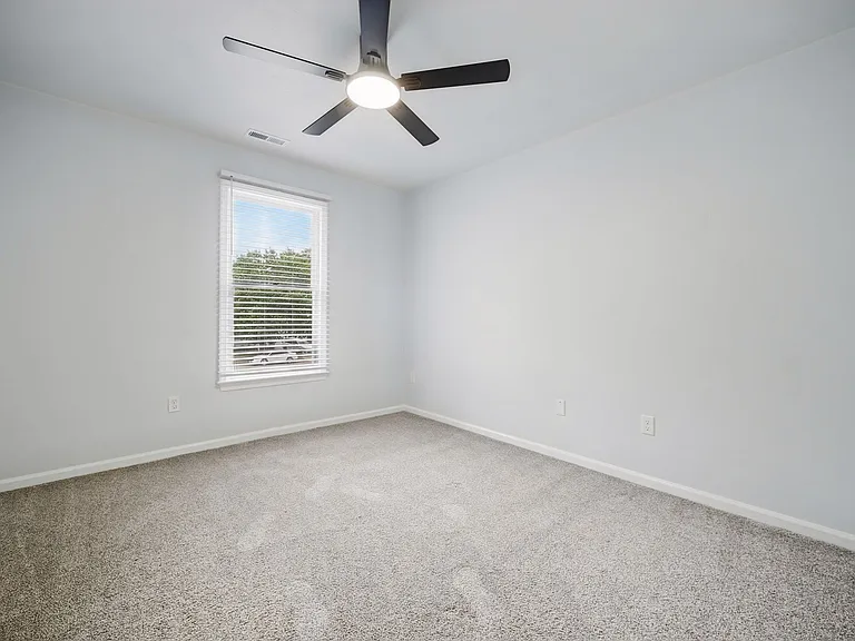 809 Bishop Ct — Photo 23