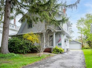75 Quentin Rd, Rochester, NY 14609