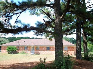 1380 Shaws Bend Rd, Columbus, TX 78934