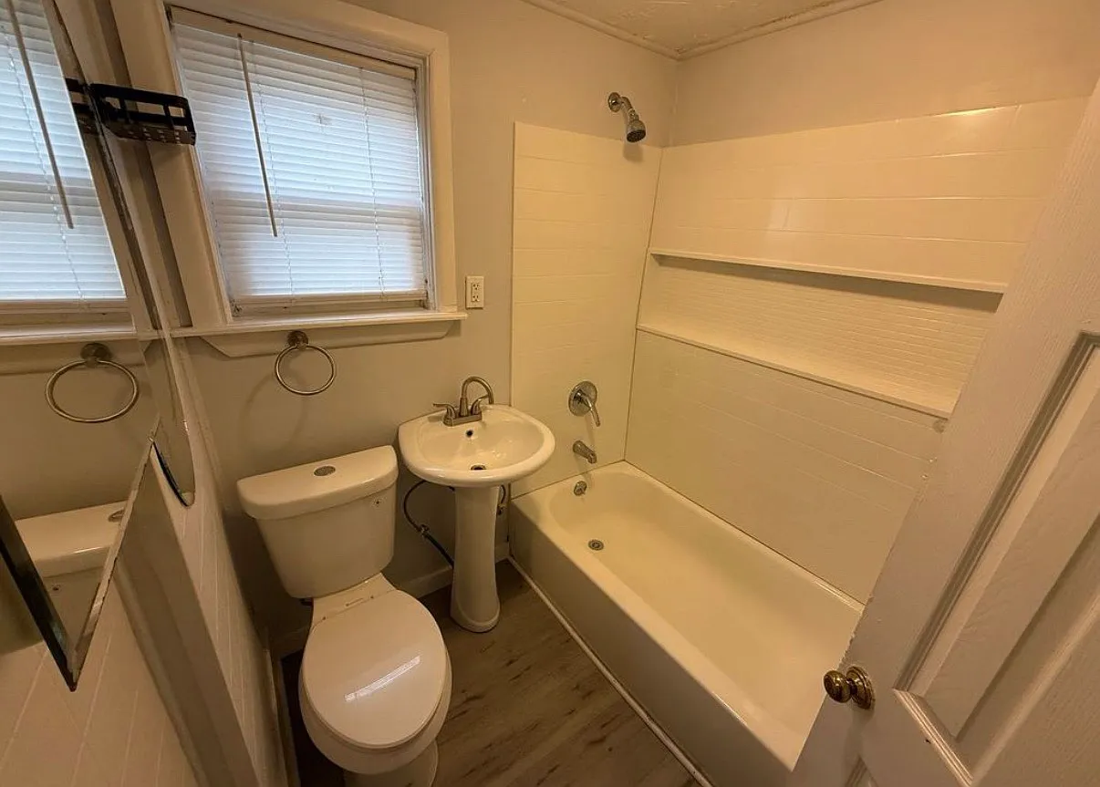 2 bed, 650 sqft, $1,550 — Photo 4