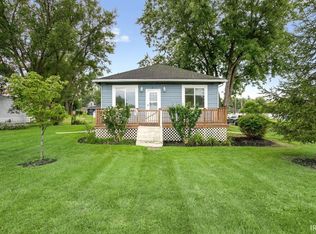 305 W Harrison St, Mentone, IN 46539
