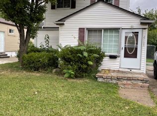 27108 Townsend Ave, Warren, MI 48092