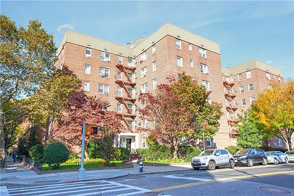1st image of 8105 35th Ave #6H