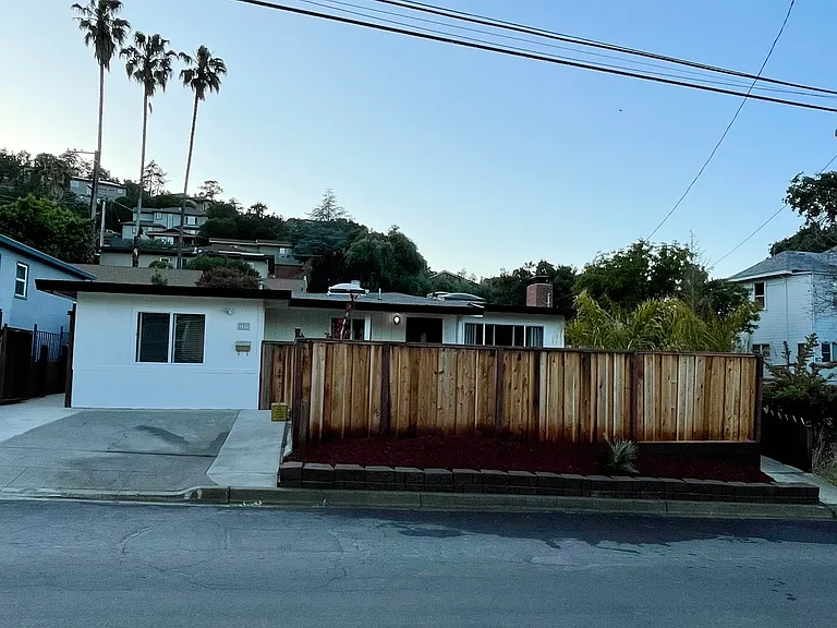 Arreba St — Photo 1