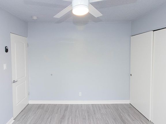 3rd image of 3025 E 5th St APT 15